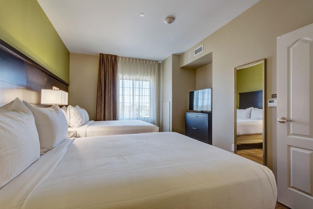 Staybridge Suites St Louis - Westport By Ihg Maryland Heights Bagian luar foto