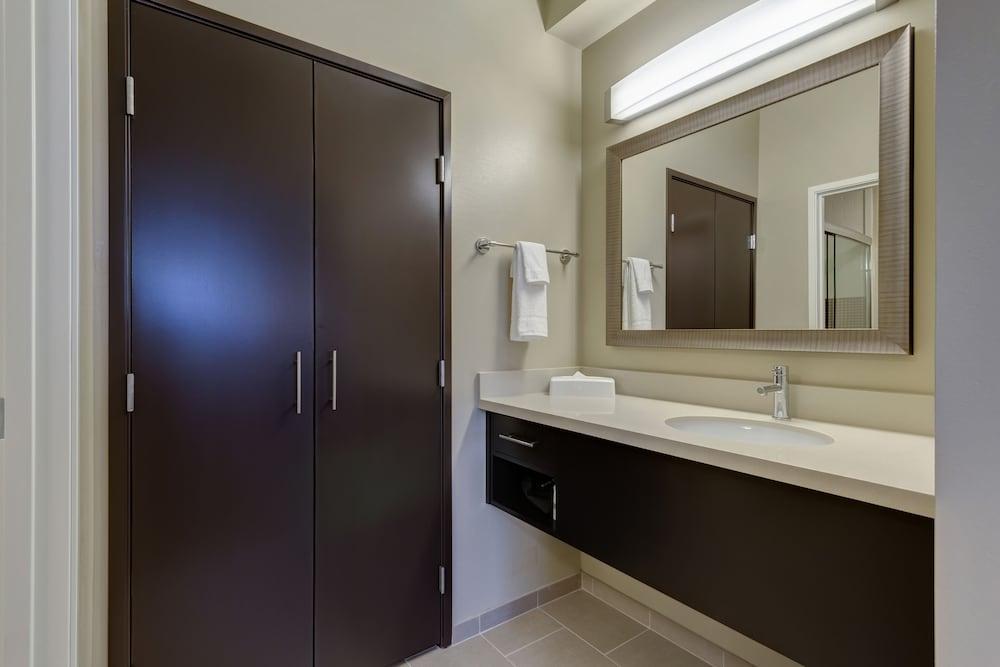 Staybridge Suites St Louis - Westport By Ihg Maryland Heights Bagian luar foto