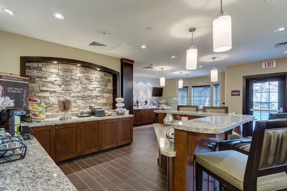 Staybridge Suites St Louis - Westport By Ihg Maryland Heights Bagian luar foto
