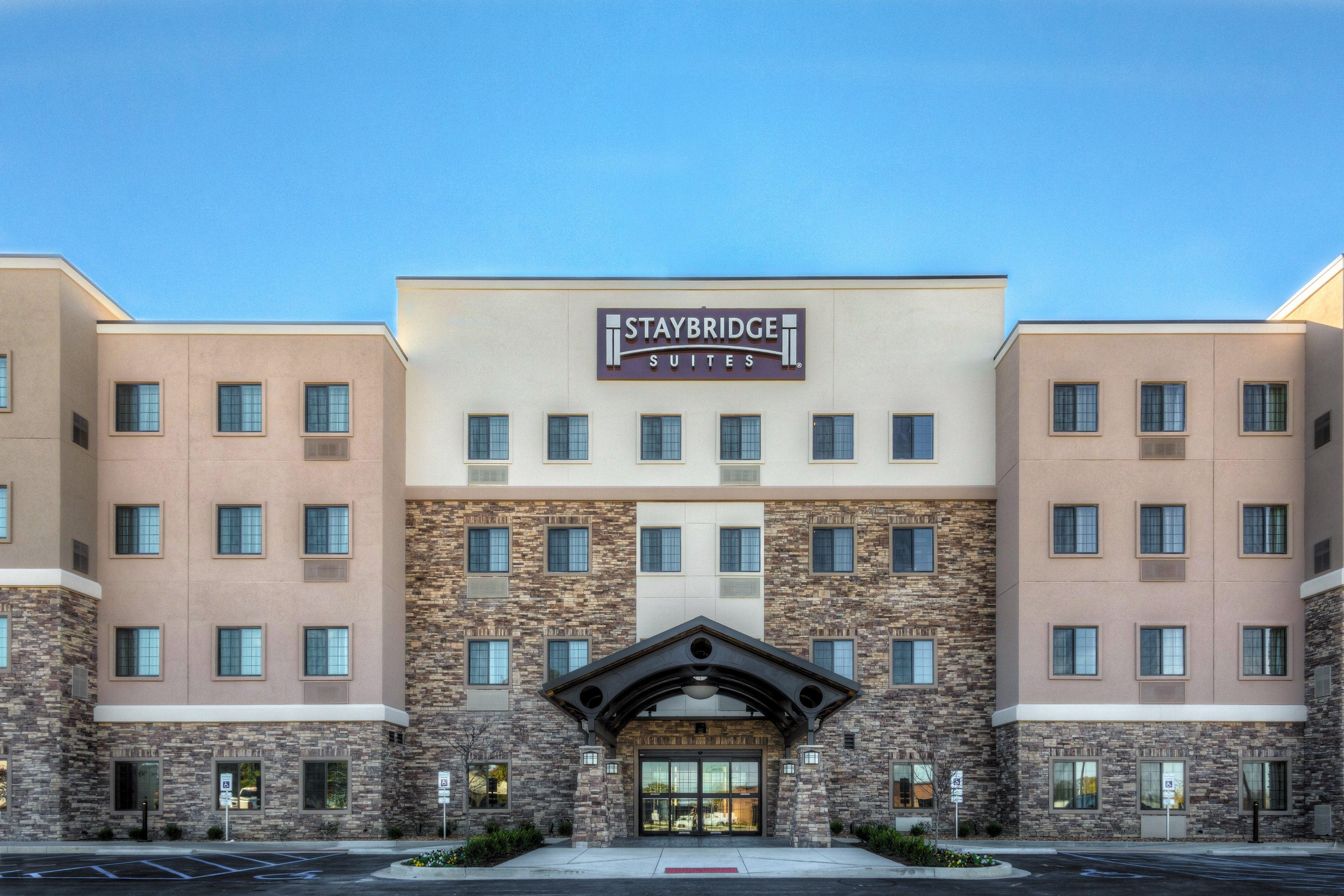 Staybridge Suites St Louis - Westport By Ihg Maryland Heights Bagian luar foto