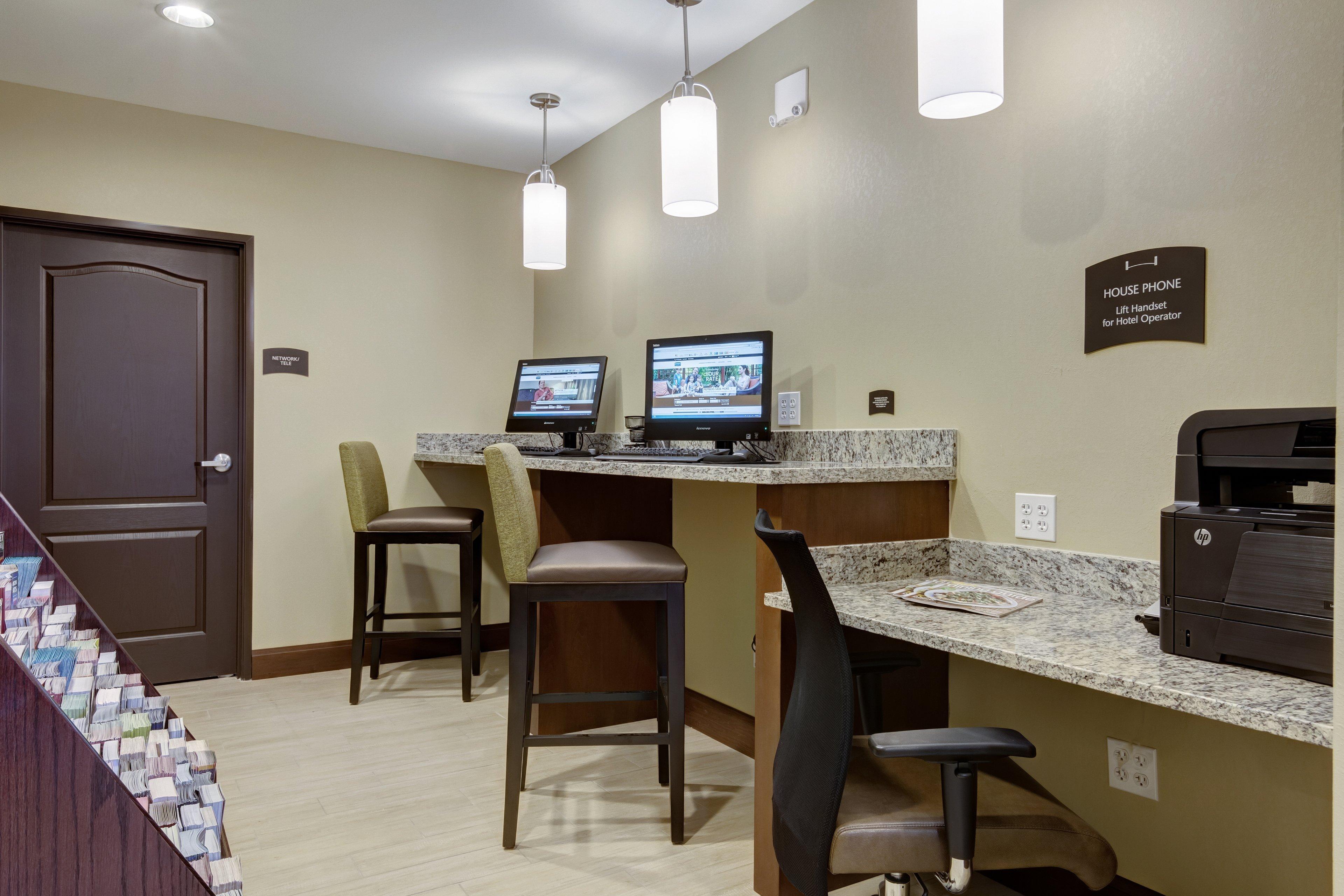 Staybridge Suites St Louis - Westport By Ihg Maryland Heights Bagian luar foto