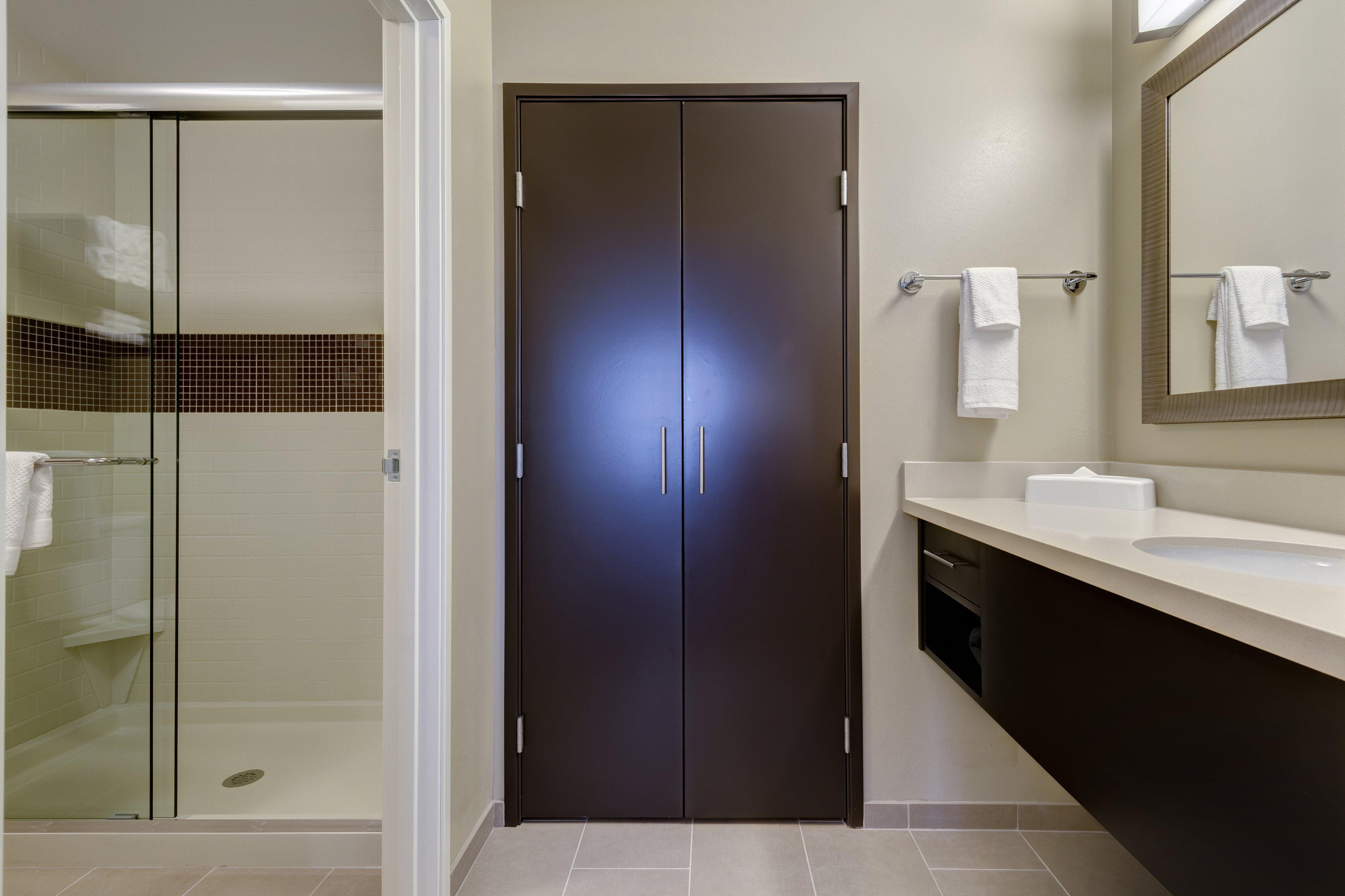 Staybridge Suites St Louis - Westport By Ihg Maryland Heights Bagian luar foto